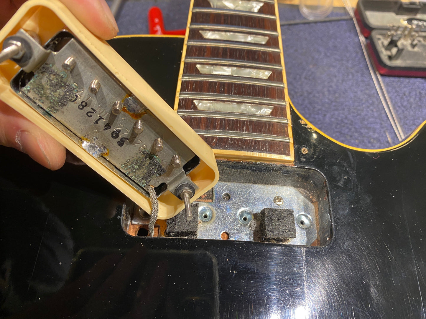 Gibson Les Paul Deluxe Ebony 1980