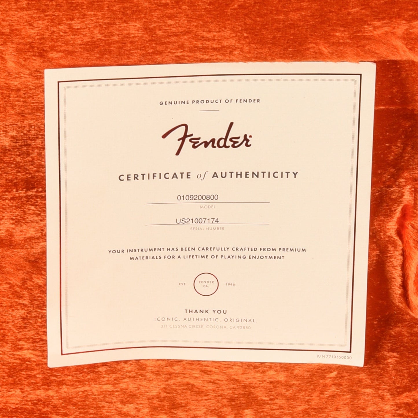 Fender Stevie Ray Vaughan Stratocaster 3-Color Sunburst 2021