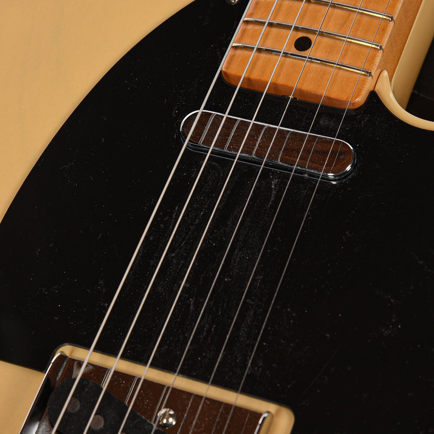 Fender Vintera II 50s Nocaster Blackguard Blonde