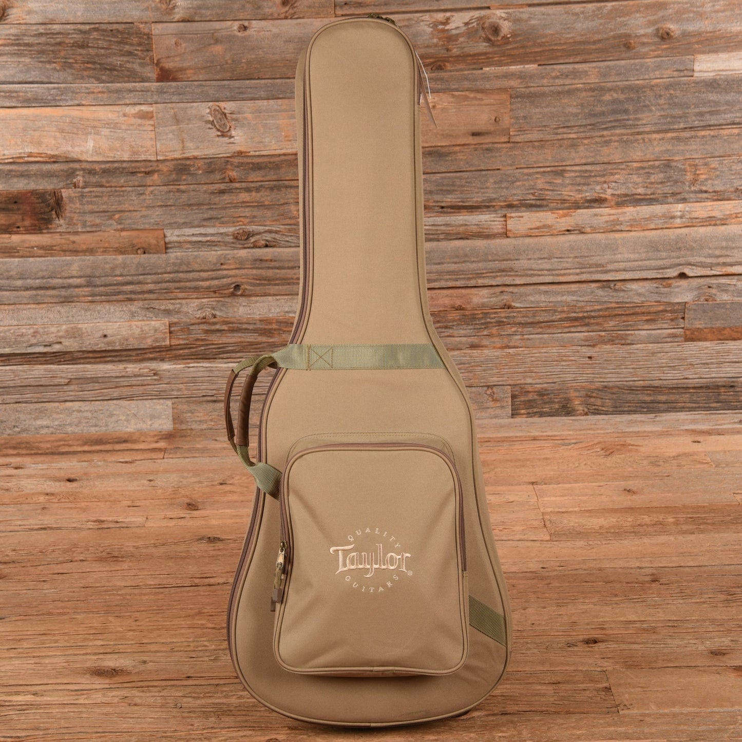 Taylor 110e Natural 2019