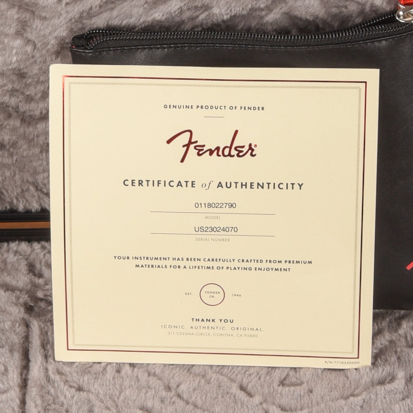 Fender American Ultra Stratocaster HSS Texas Tea 2023