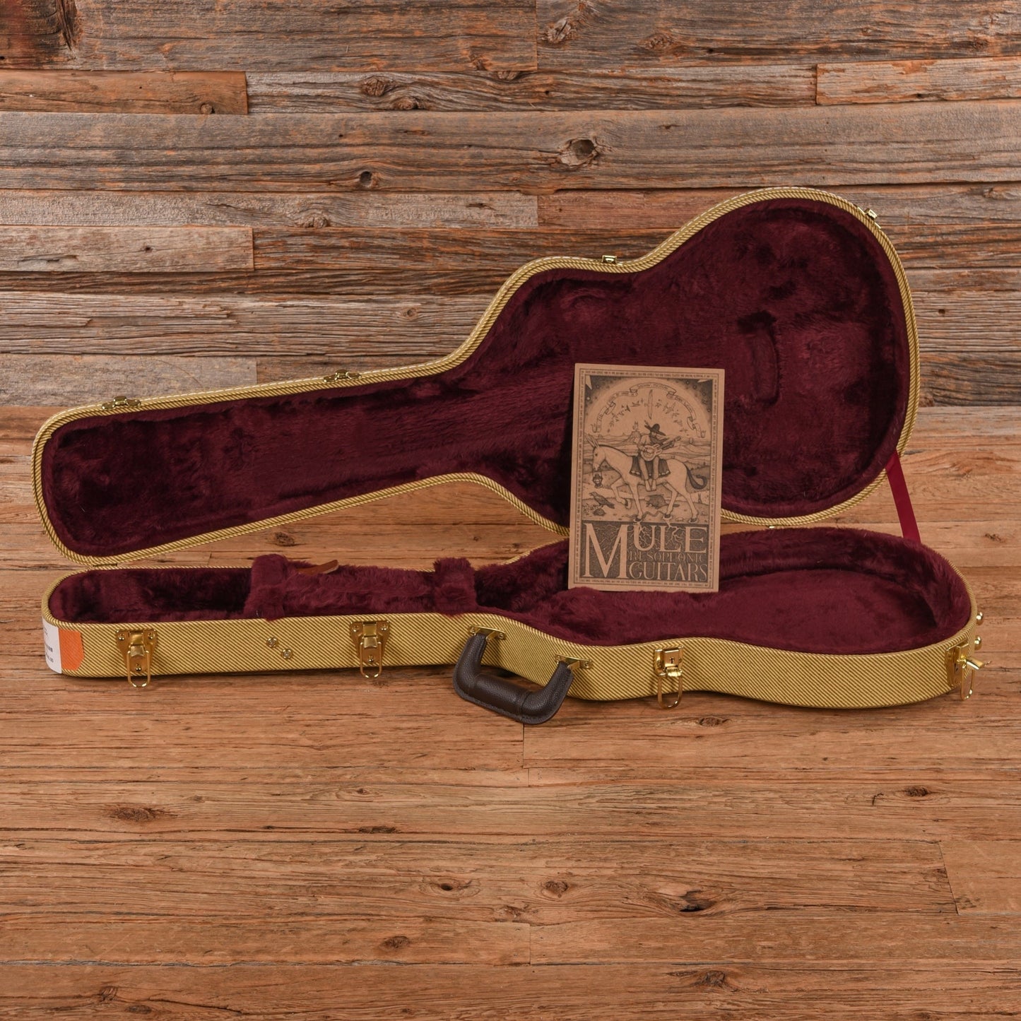 Mule Mavis Cutaway Natural LEFTY