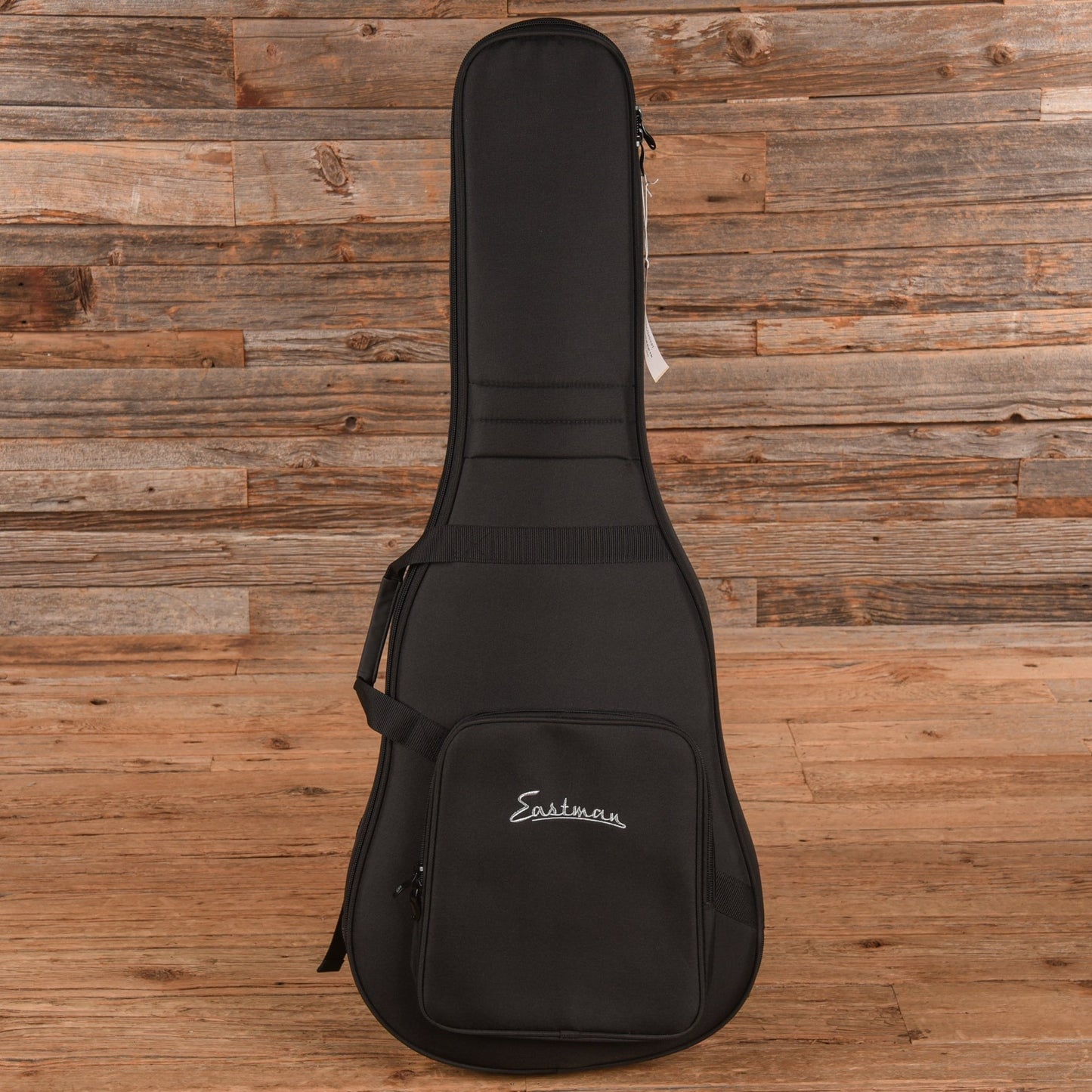 Eastman E3DE Natural 2023