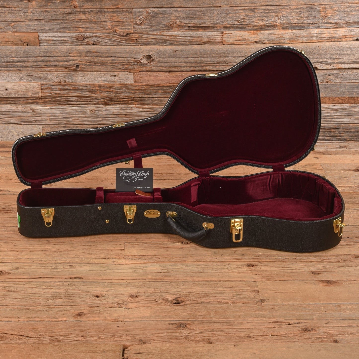 Martin Custom Shop 28-Style VTS Adirondack/East Indian Natural 2023
