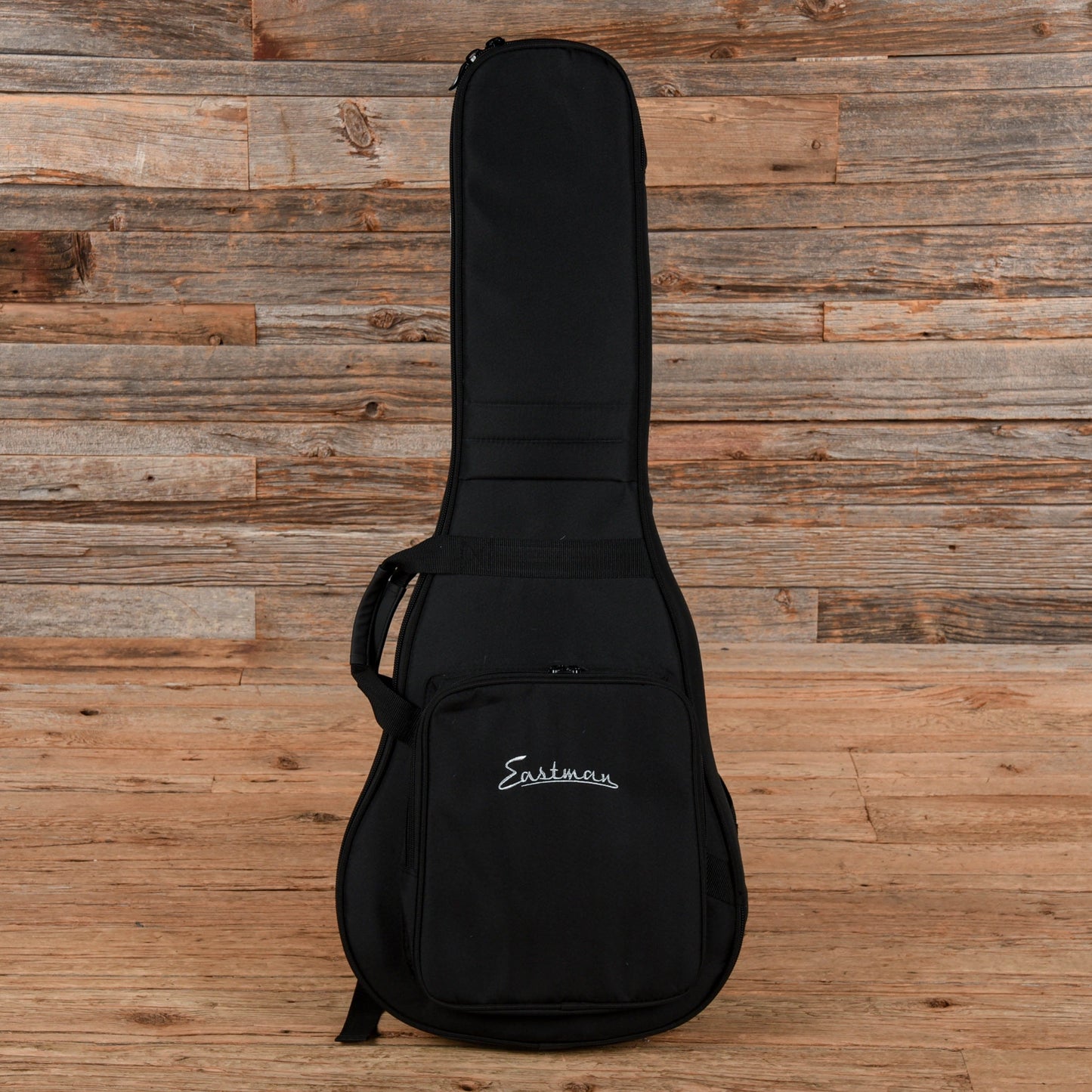 Eastman ACTG2E-OV Natural