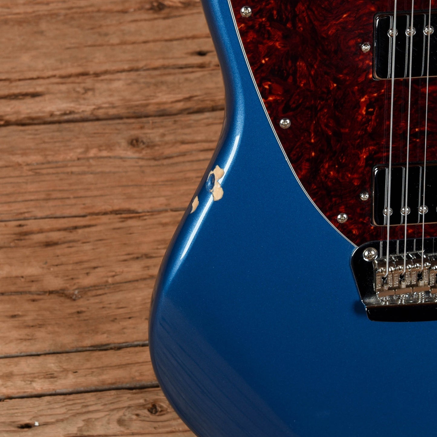 Squier Paranormal Toronado Lake Placid Blue 2020