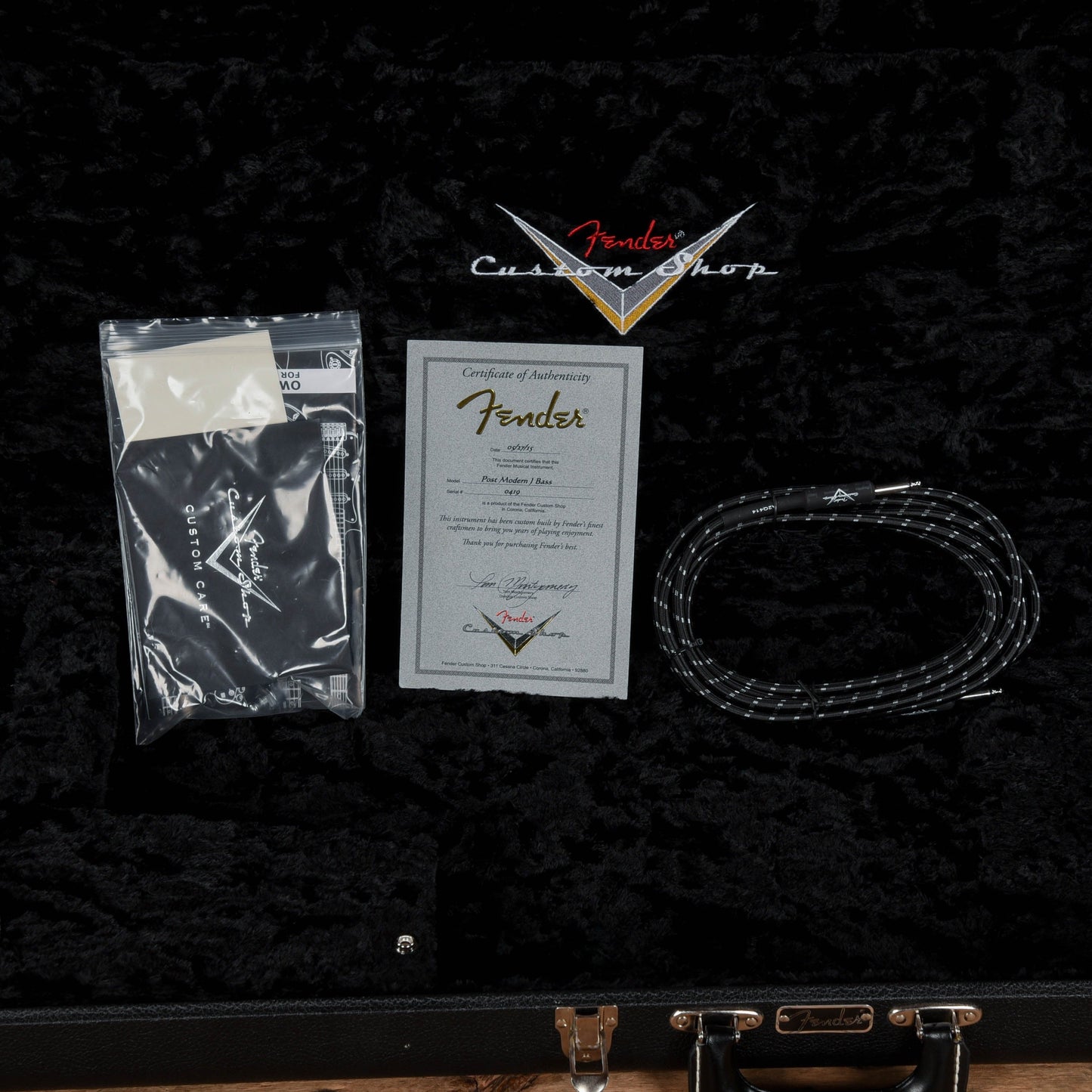Fender Custom Shop Postmodern P/J Bass Vintage White