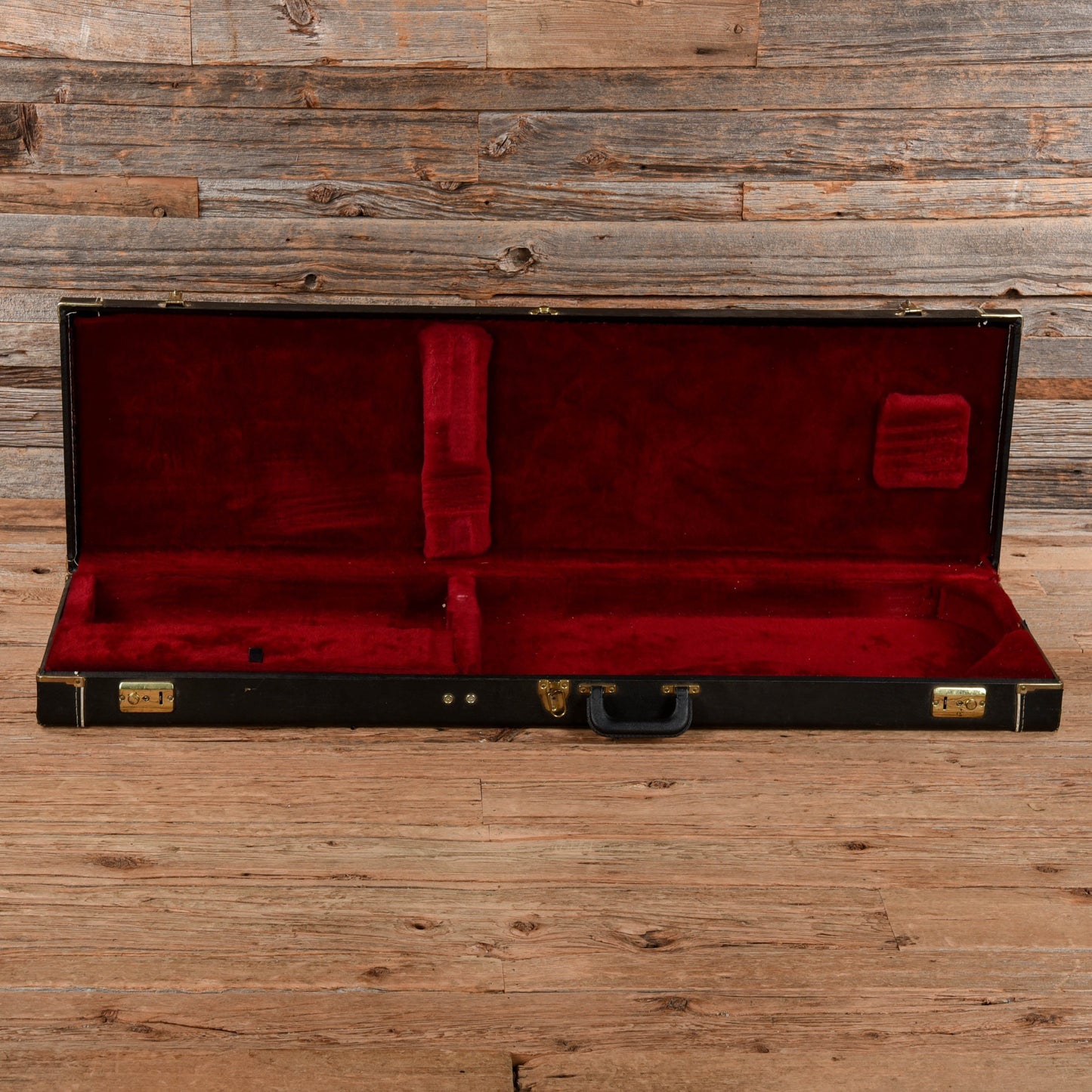 Gibson Victory Bass Ember Red 1982