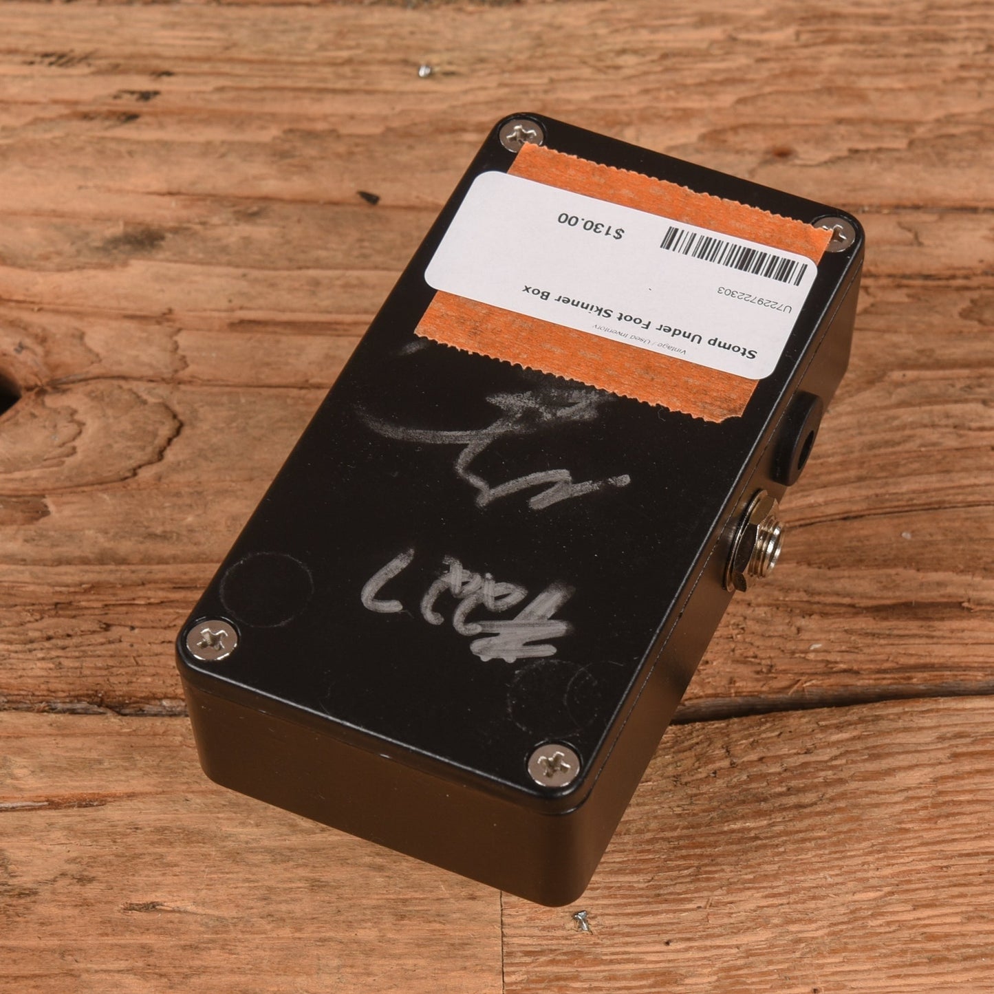 Stomp Under Foot Skinner Box