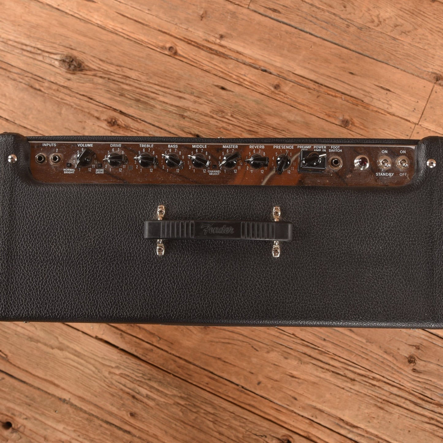 Fender Hot Rod Deluxe 3-Channel 40-Watt 1x12" Guitar Combo Amp