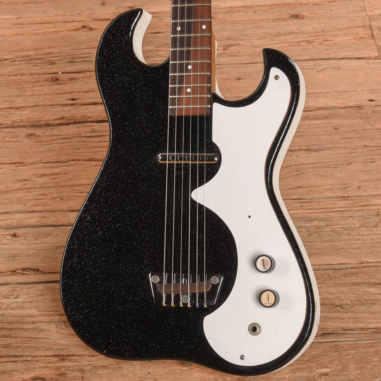 Silvertone Model 1448 w/ Amp in Case Black 1960s