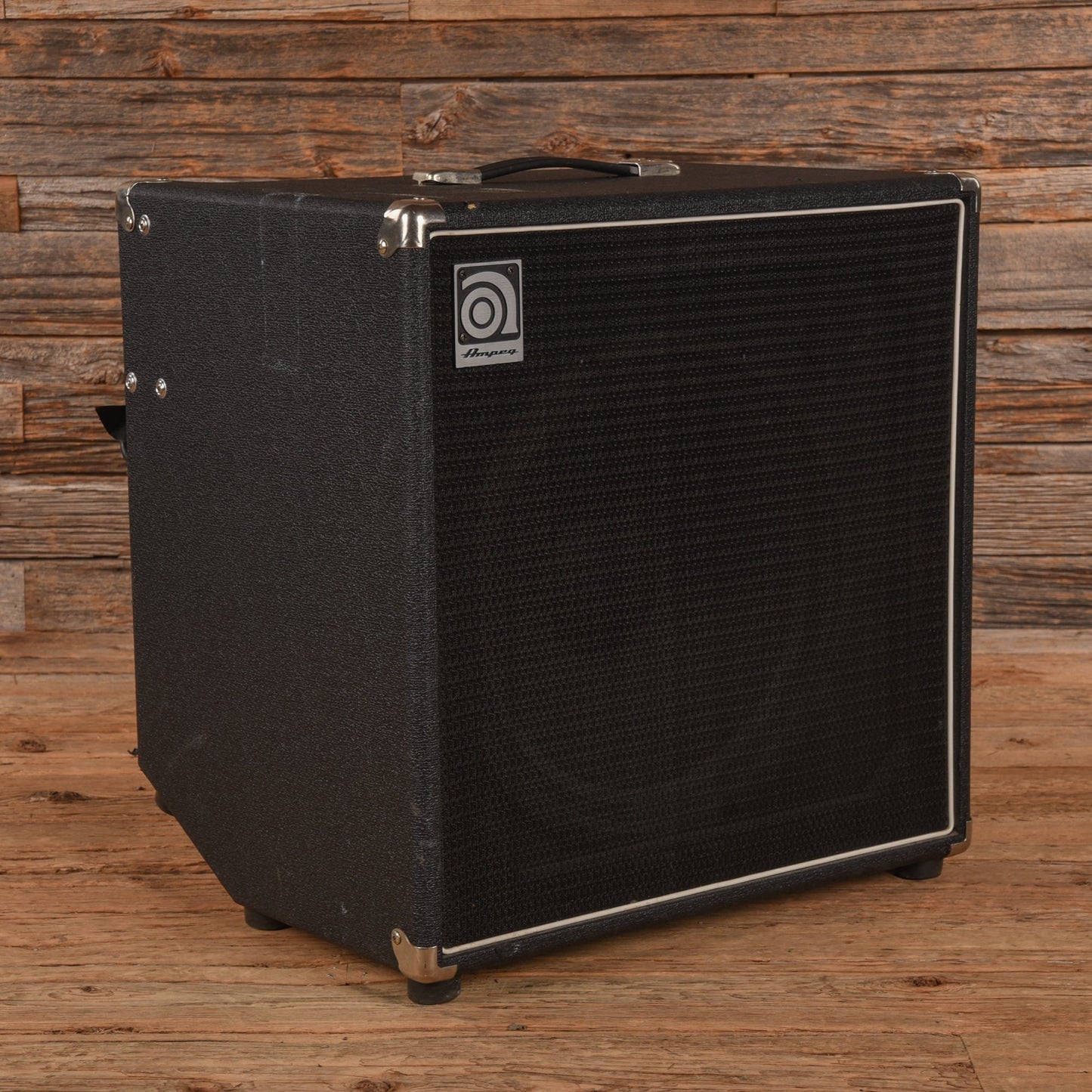 Ampeg BA-115 100-Watt 1x15" Bass Combo