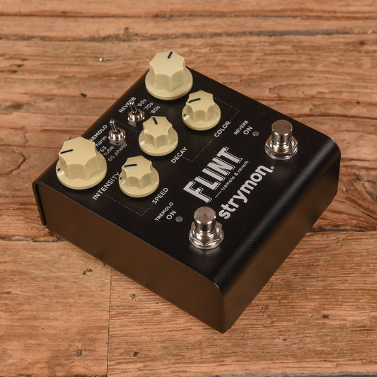 Strymon Flint Reverb and Tremolo V2