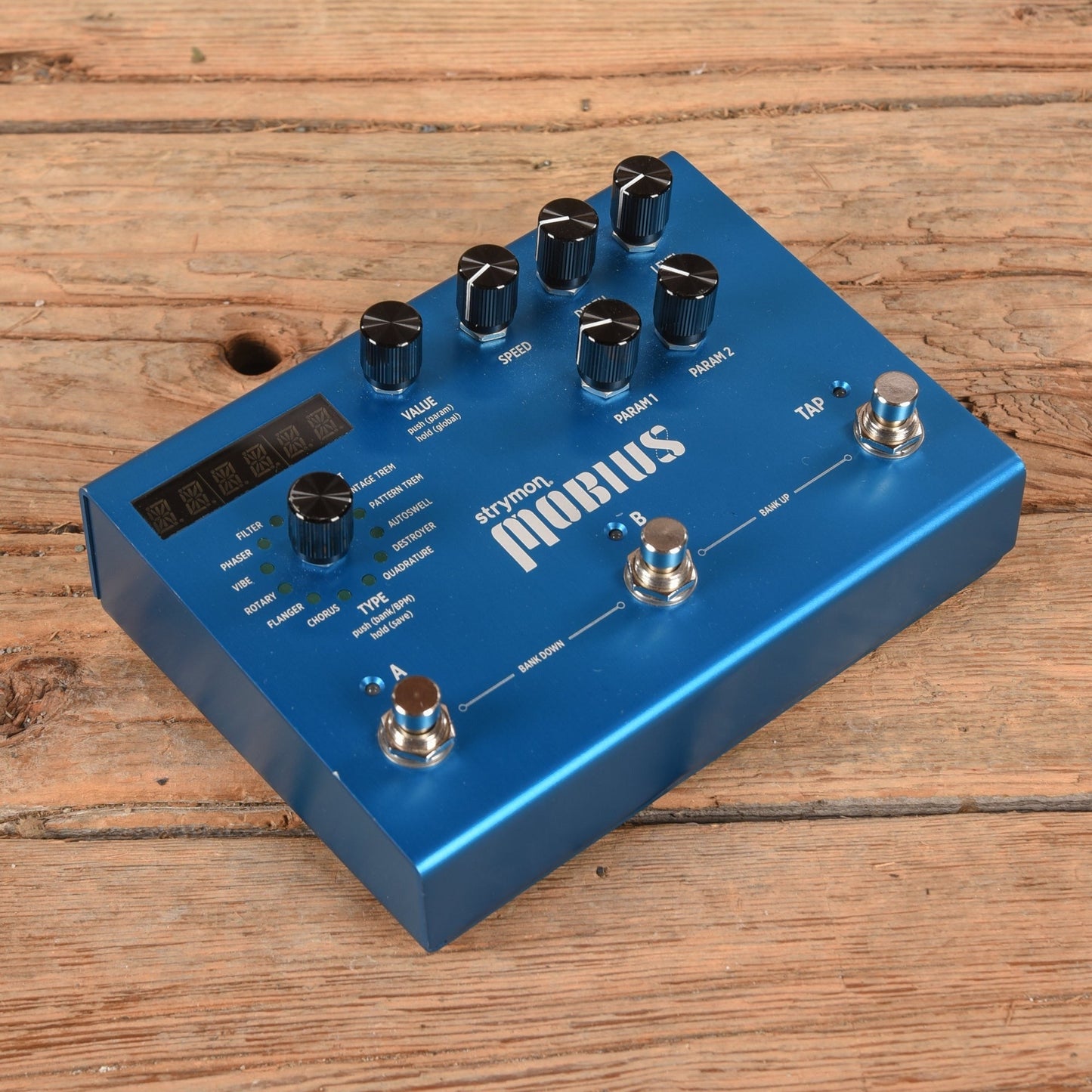 Strymon Mobius
