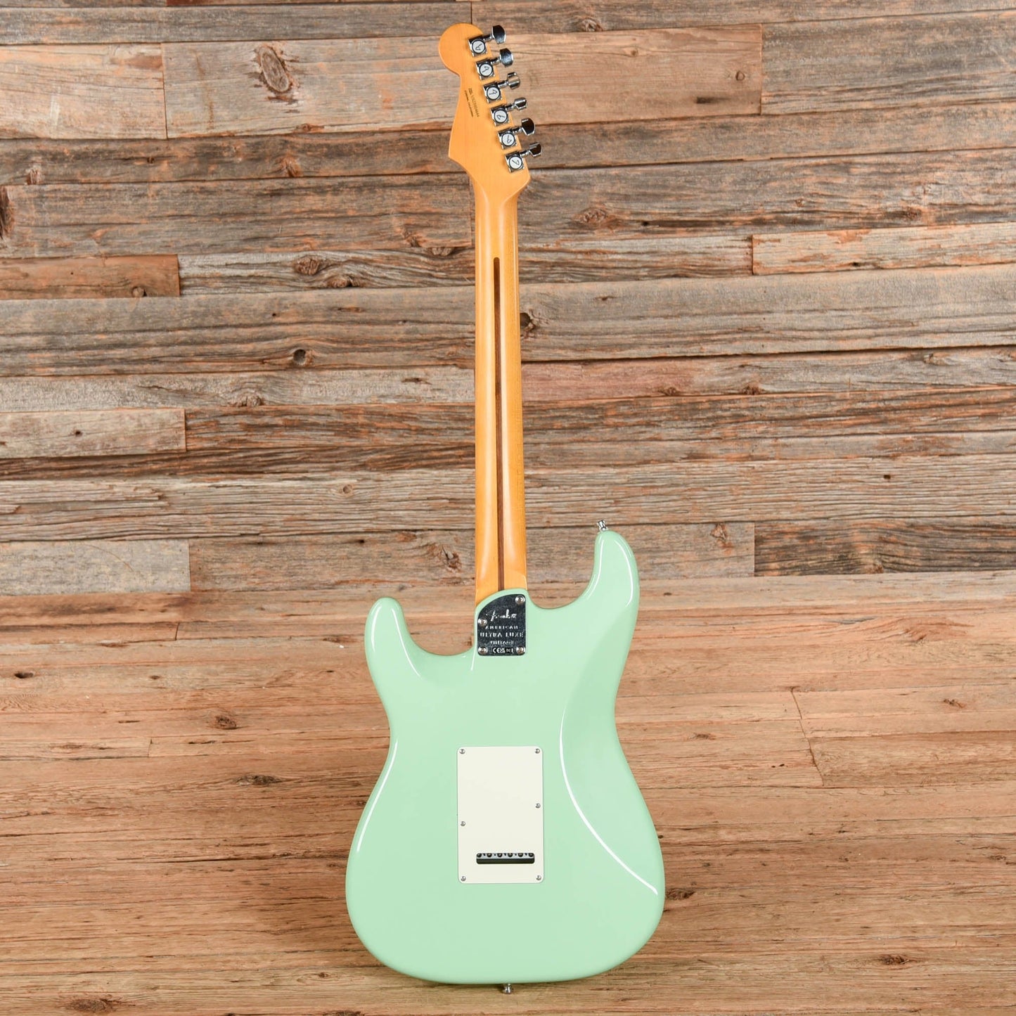 Fender American Ultra Luxe Vintage '60s Stratocaster Surf Green 2025