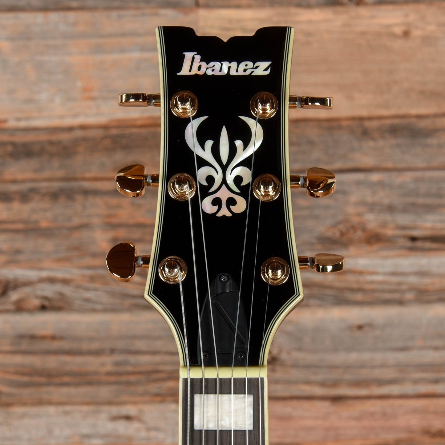 Ibanez AM93ME Artcore Expressionist Sunburst 2022
