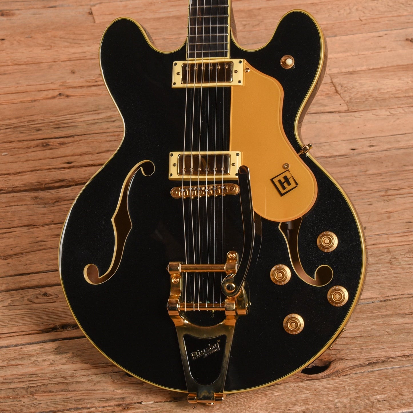Hanson Chicagoan Black
