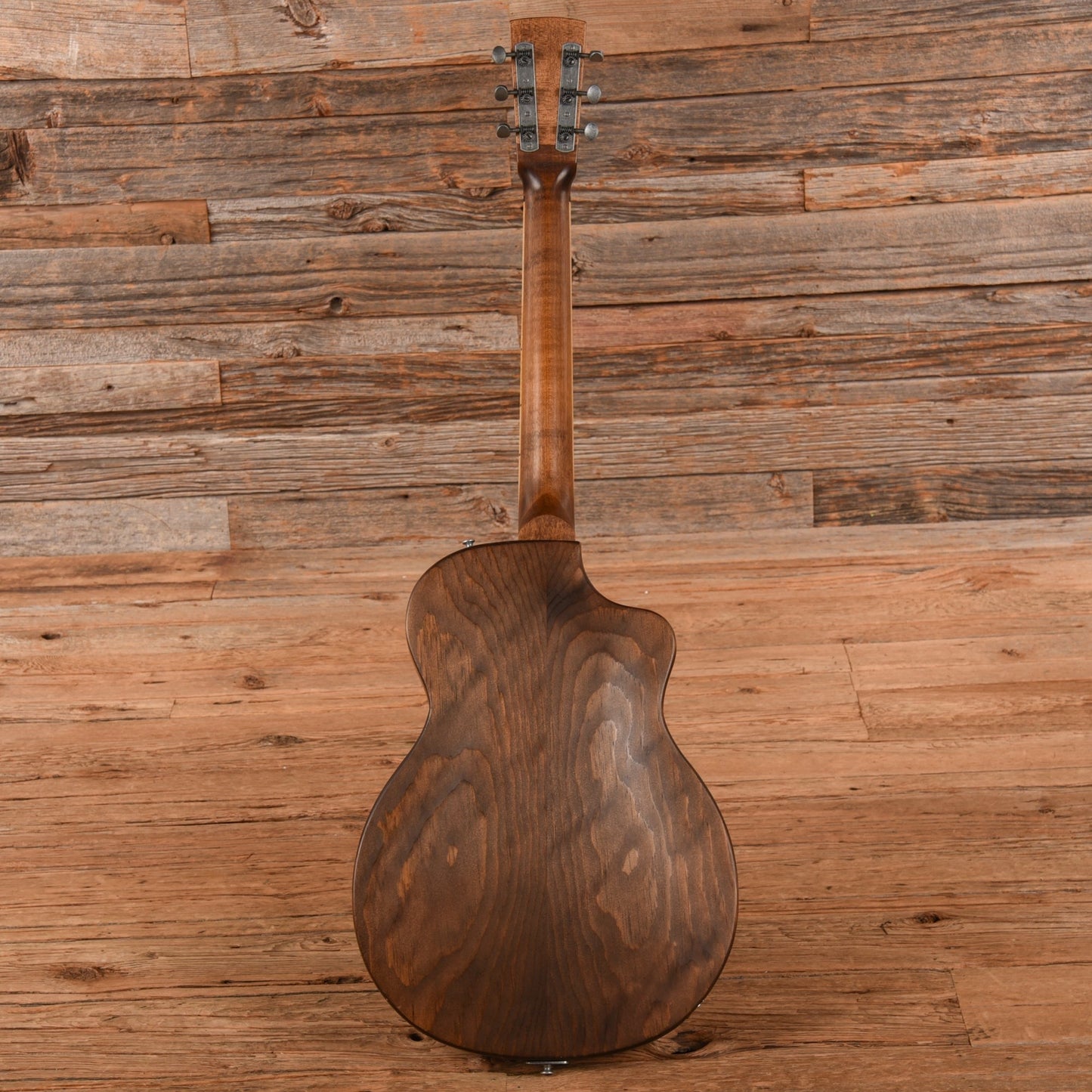 Mule Mavis Cutaway Natural LEFTY
