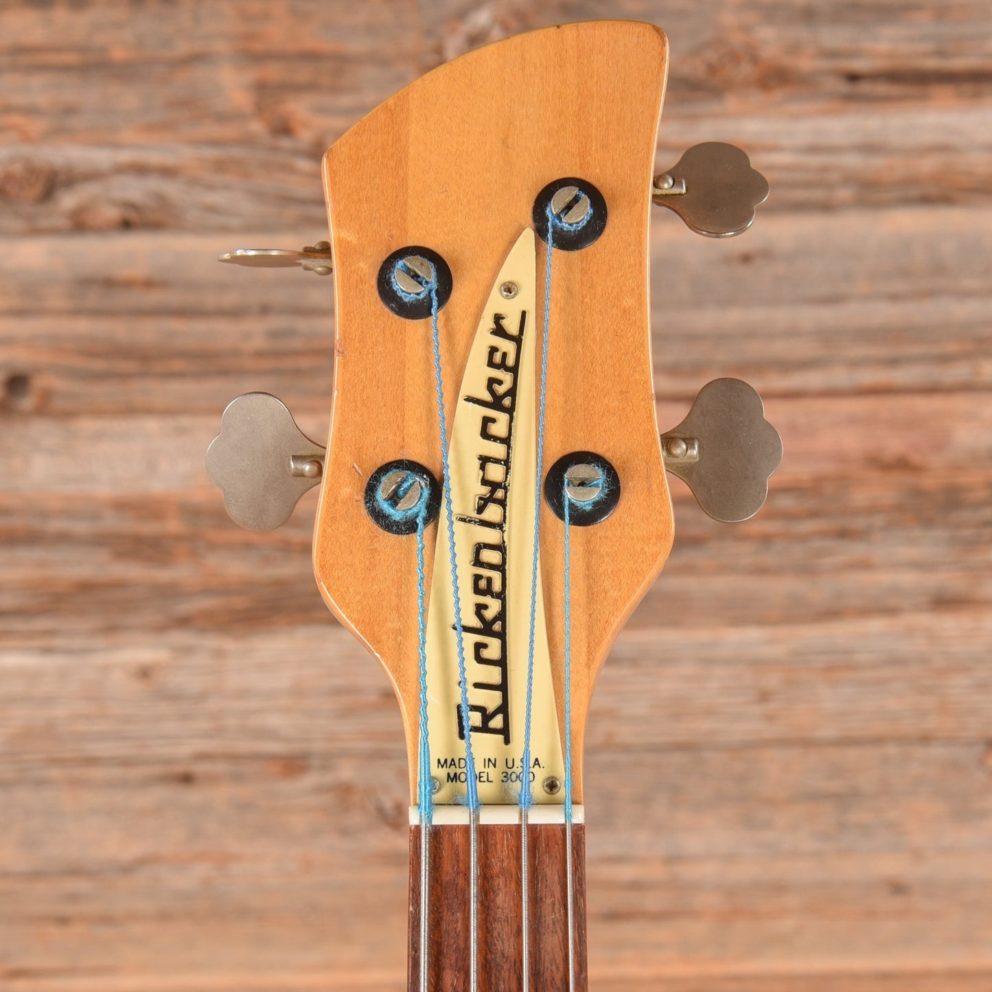 Rickenbacker 3000 Jetglo 1976