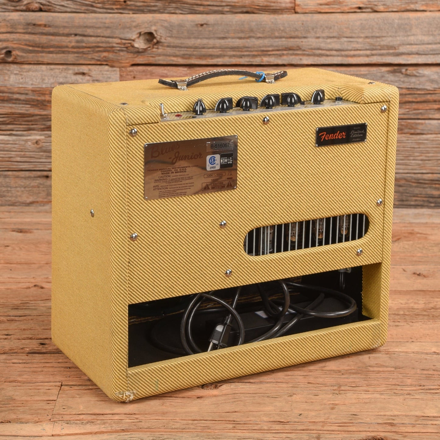 Fender Limited Edition Blues Junior Tweed 15-Watt 1x12" Guitar Combo