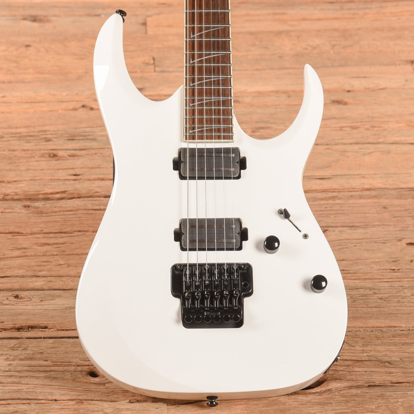 Ibanez RGD320 White 2010
