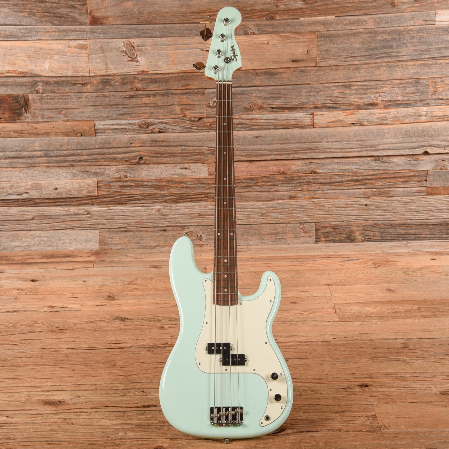 Squier Limited Edition Classic Vibe '60s Precision Bass Sonic Blue 2024