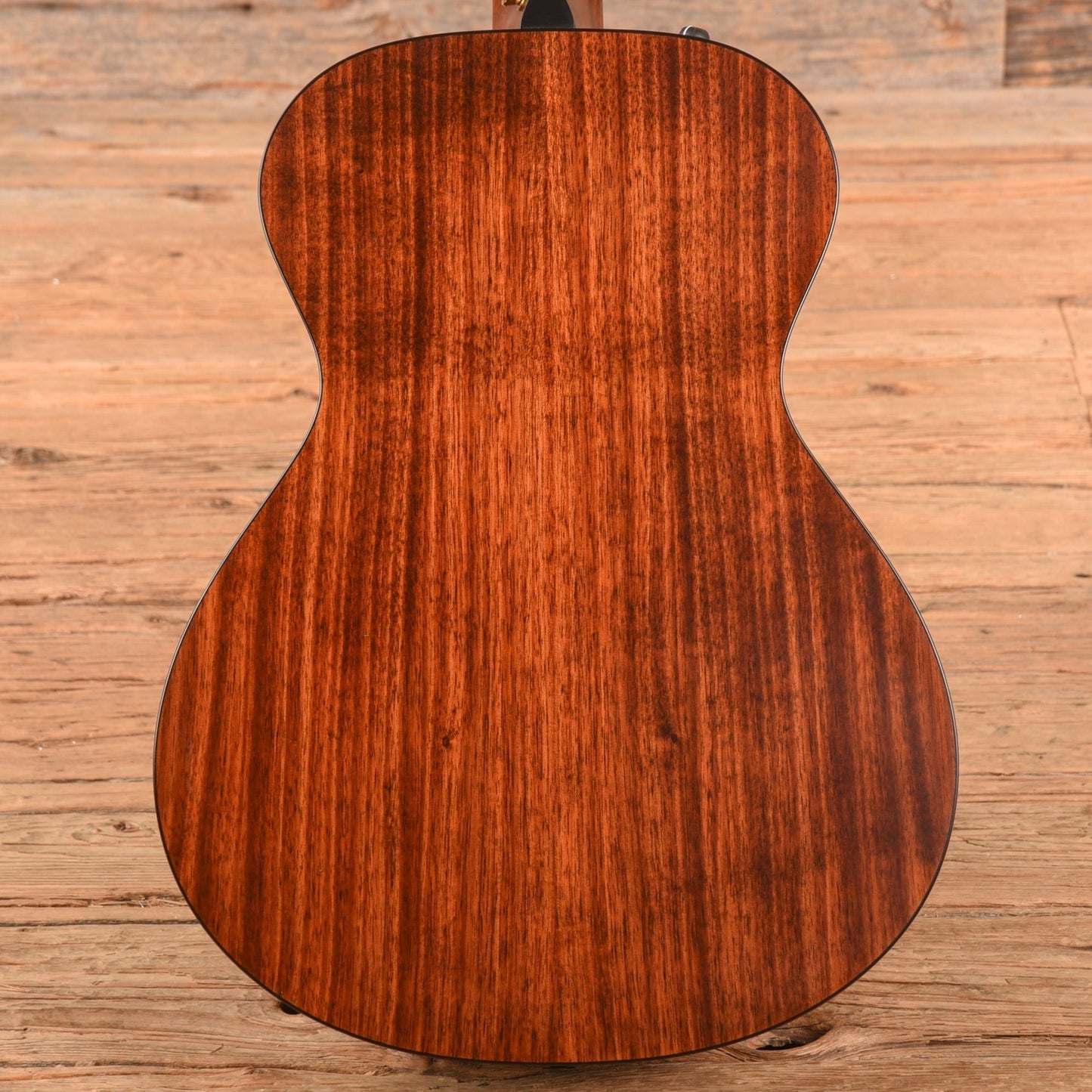 Taylor 322e 12-Fret Shaded Edge Burst 2017
