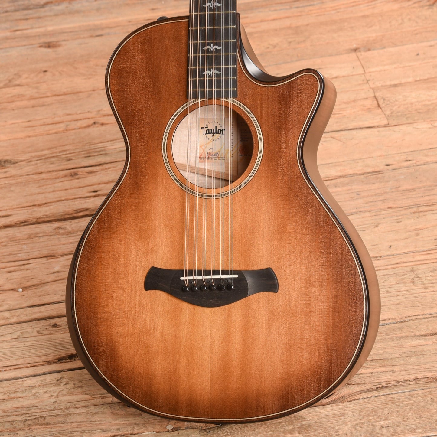 Taylor 652ce Wild Honey Burst 2020