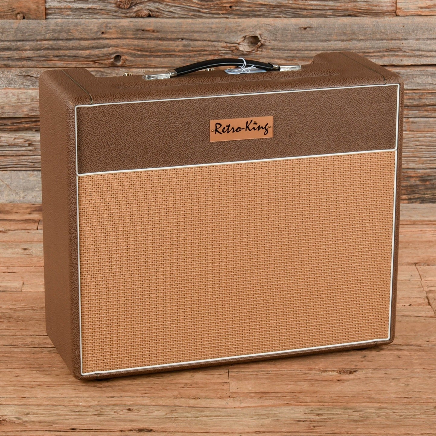 Retro King Eighteen Watt Combo Brown