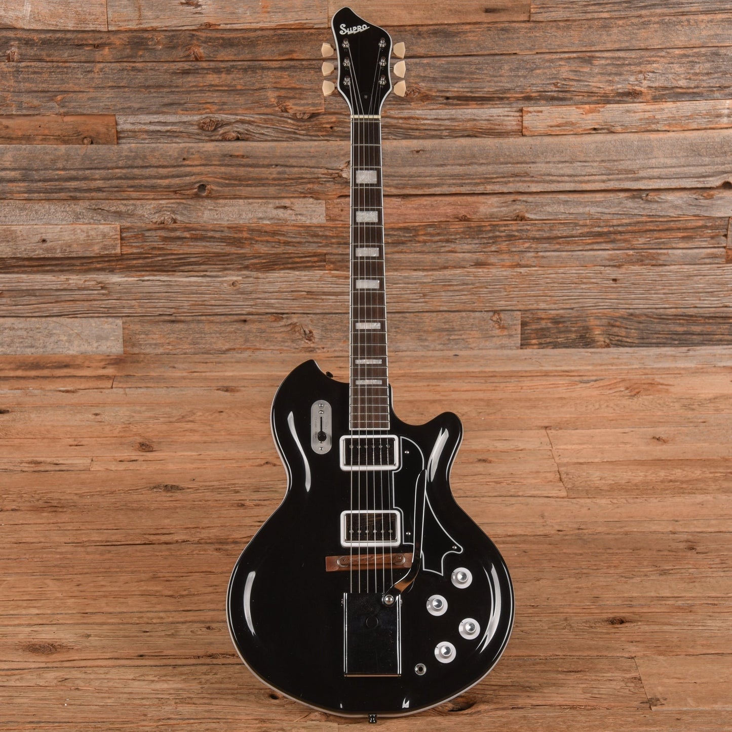 Supro 1582VJB Coronado II Vibrato Jet Black 2017