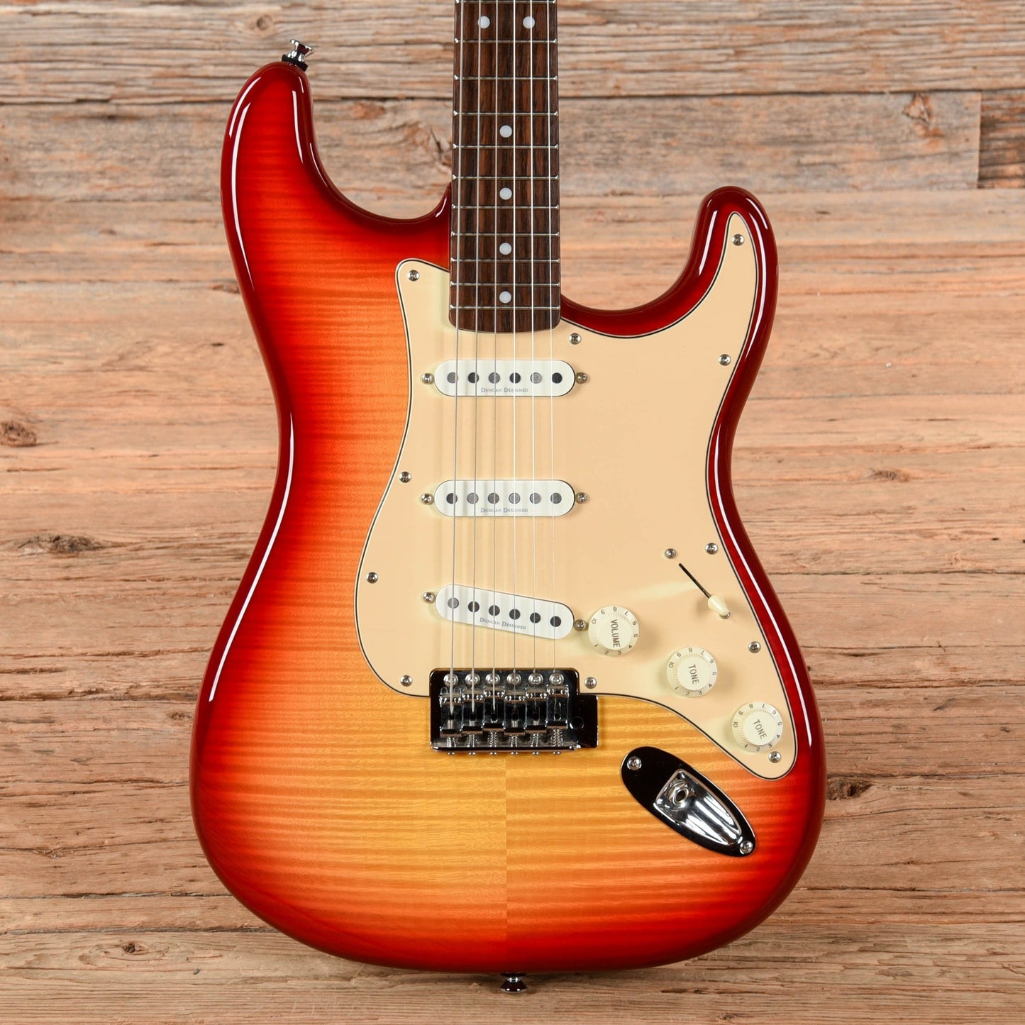 Squier Vintage Modified Stratocaster Sunburst 2007