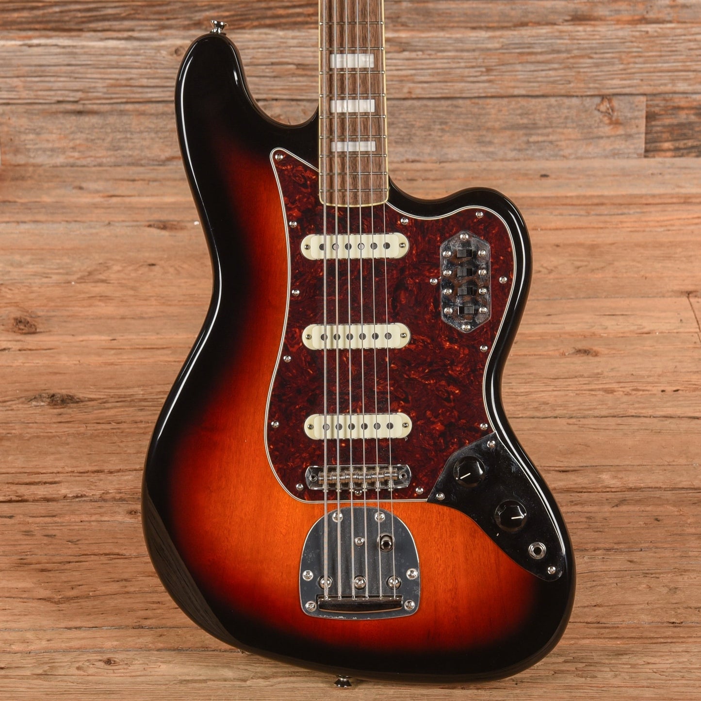 Squier Classic Vibe Bass IV Sunburst 2019