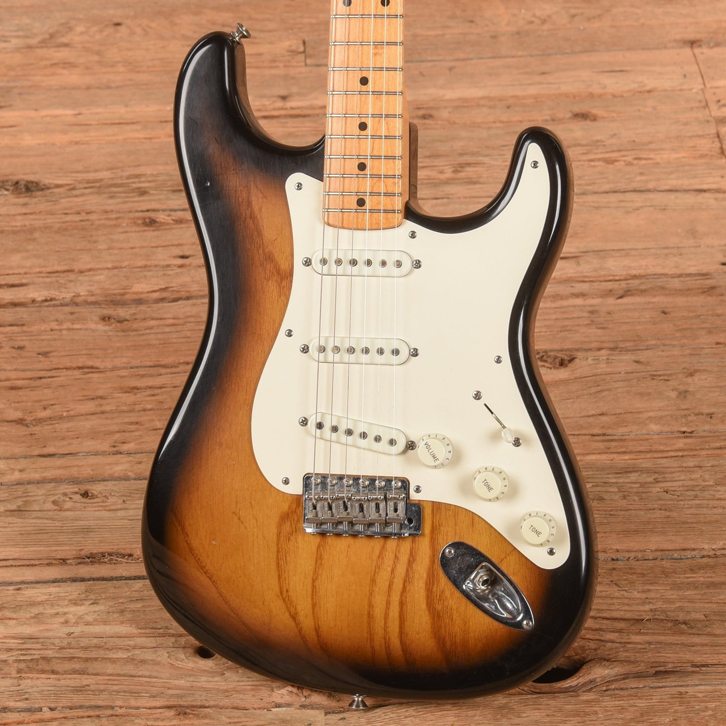 Fender Custom Shop 50th Anniversary '54 Stratocaster Reissue Sunburst 2004