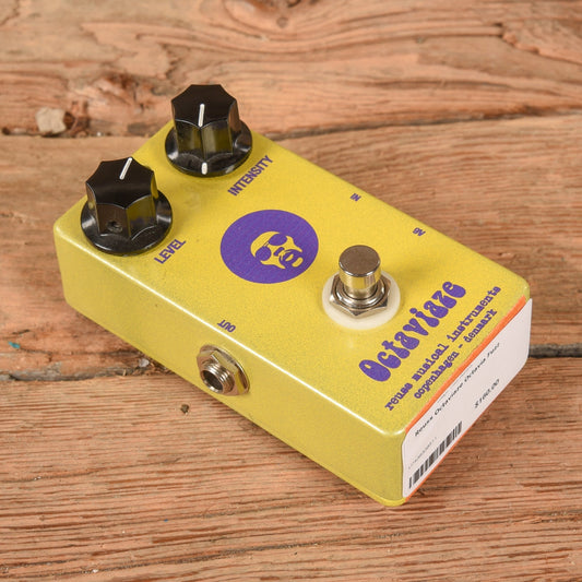 Reuss Octaviaze Octavia Fuzz