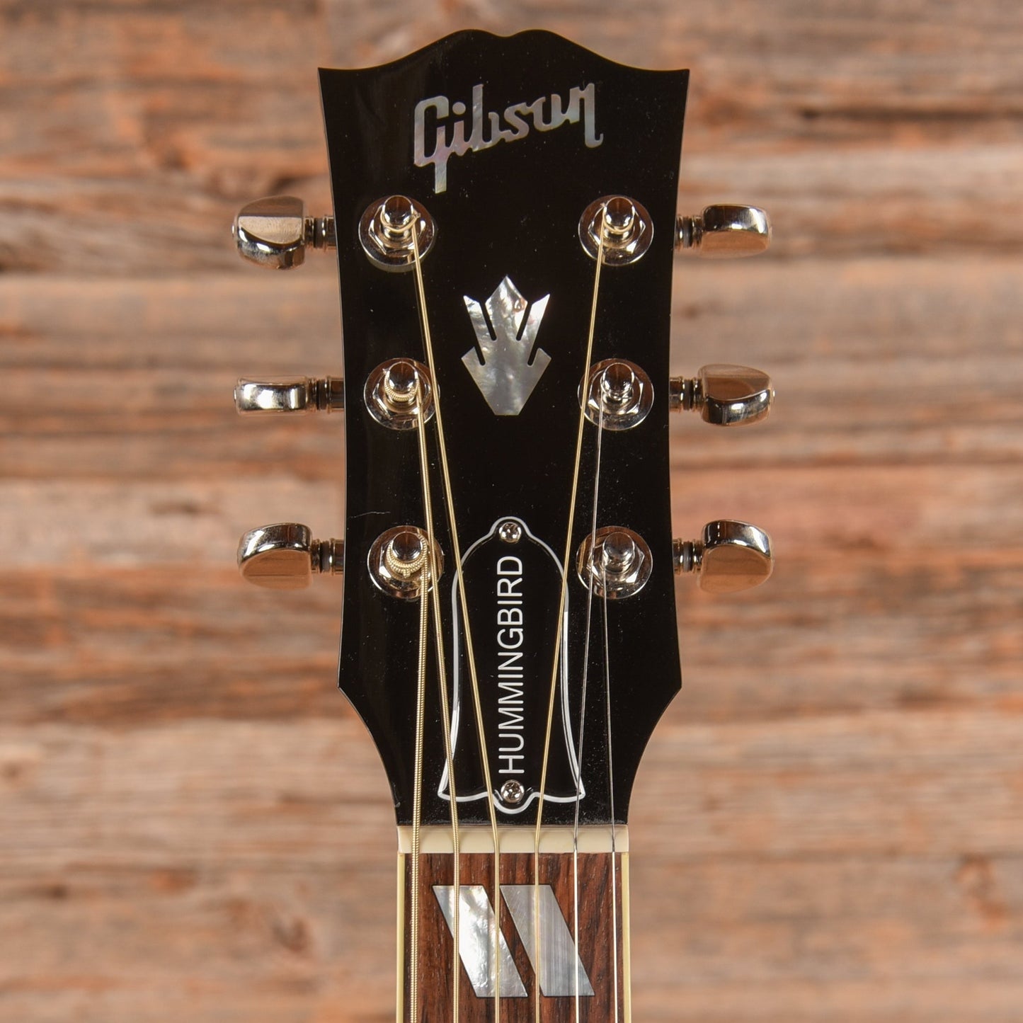 Gibson Modern Hummingbird Standard Sunburst 2023