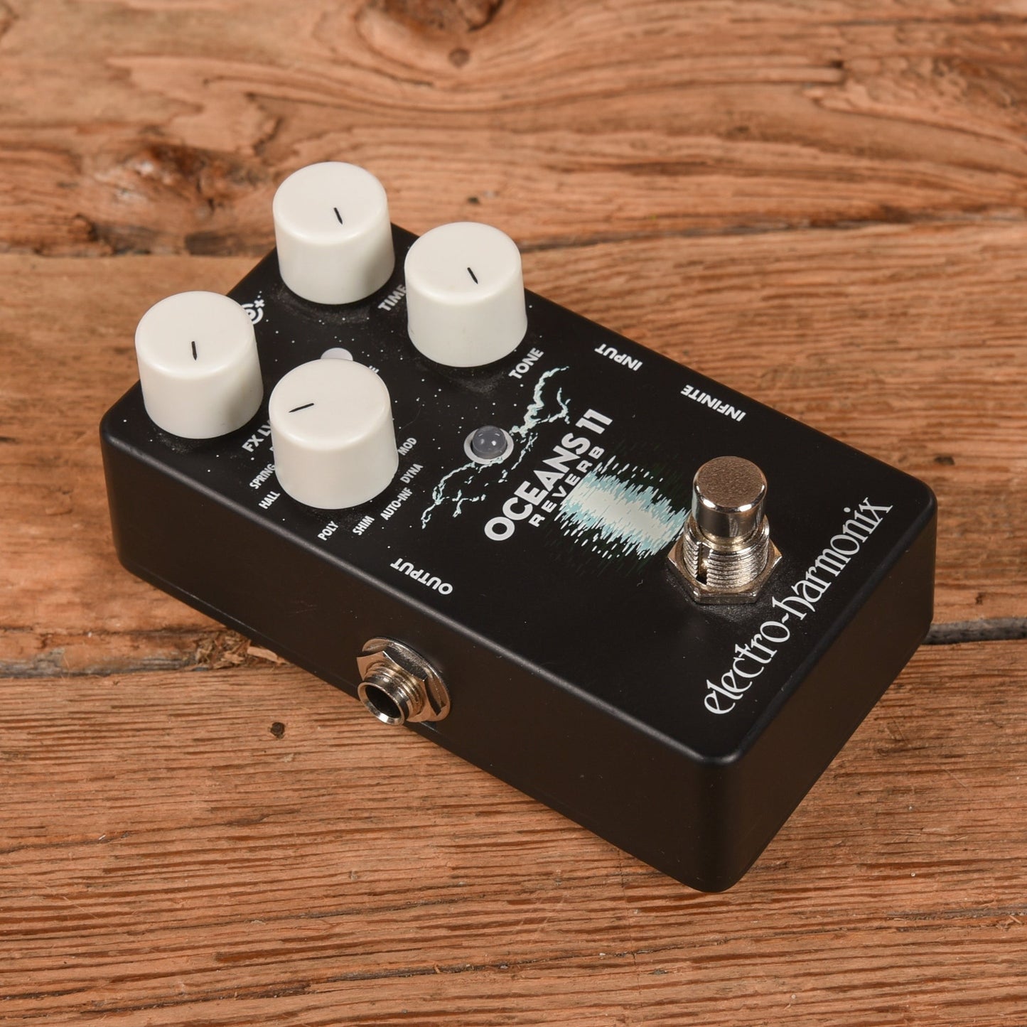 Electro-Harmonix Oceans 11 Reverb