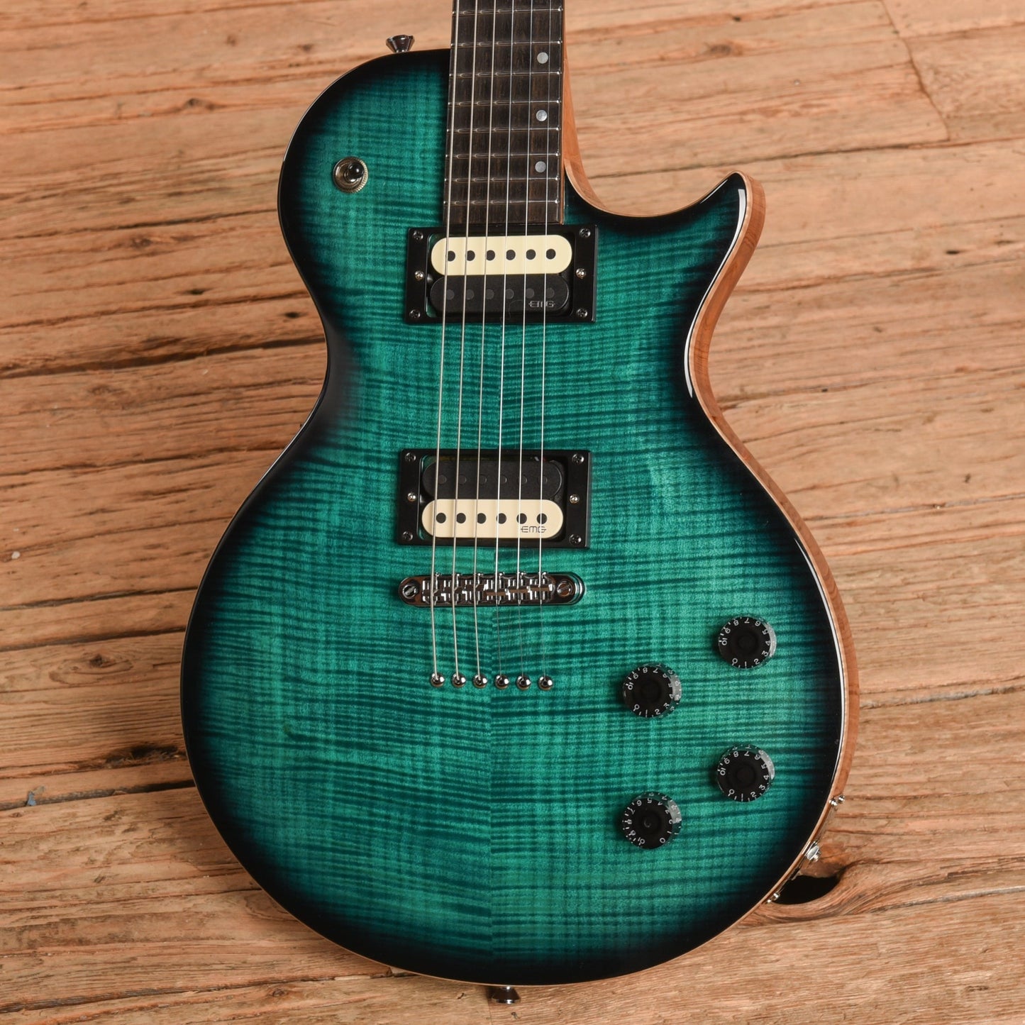 Kiesel CS6 Translucent Teal with Black Burst Edges 2022
