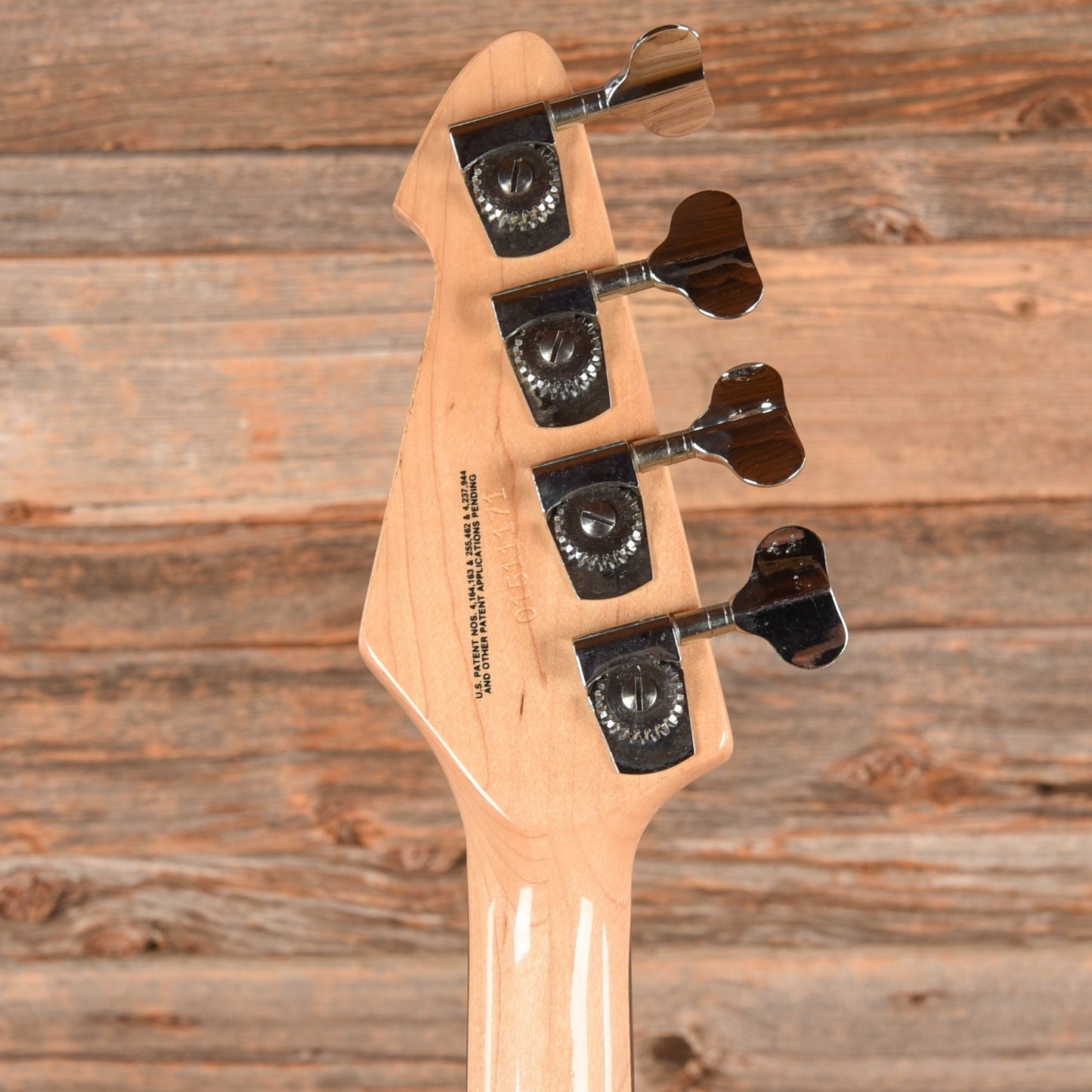 Peavey T-40 Bass Guitar Sunburst 1983