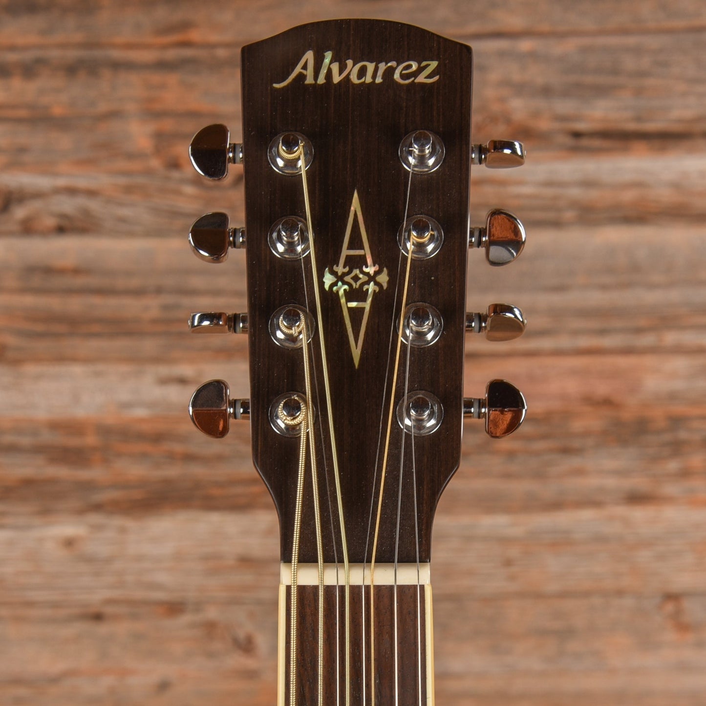 Alvarez ABT60CE-8SHB 8-string Baritone Sunburst