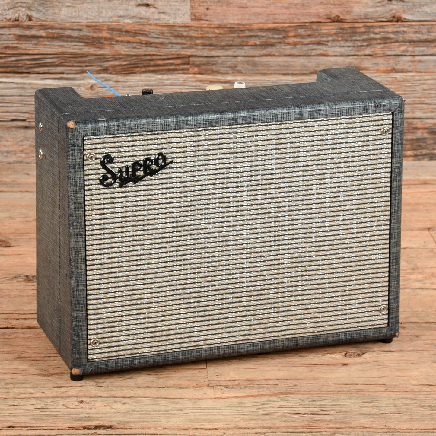 Supro 1600-Supreme 25-Watt 1x10" Guitar Combo