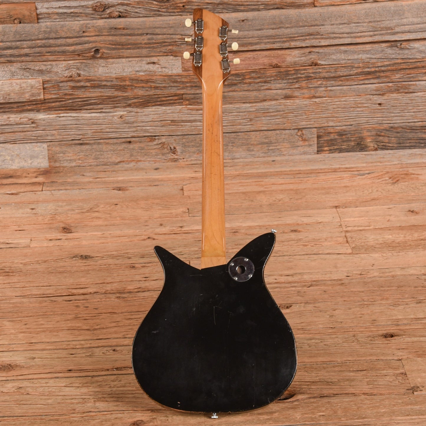 Rickenbacker Model 900 Jetglo 1960