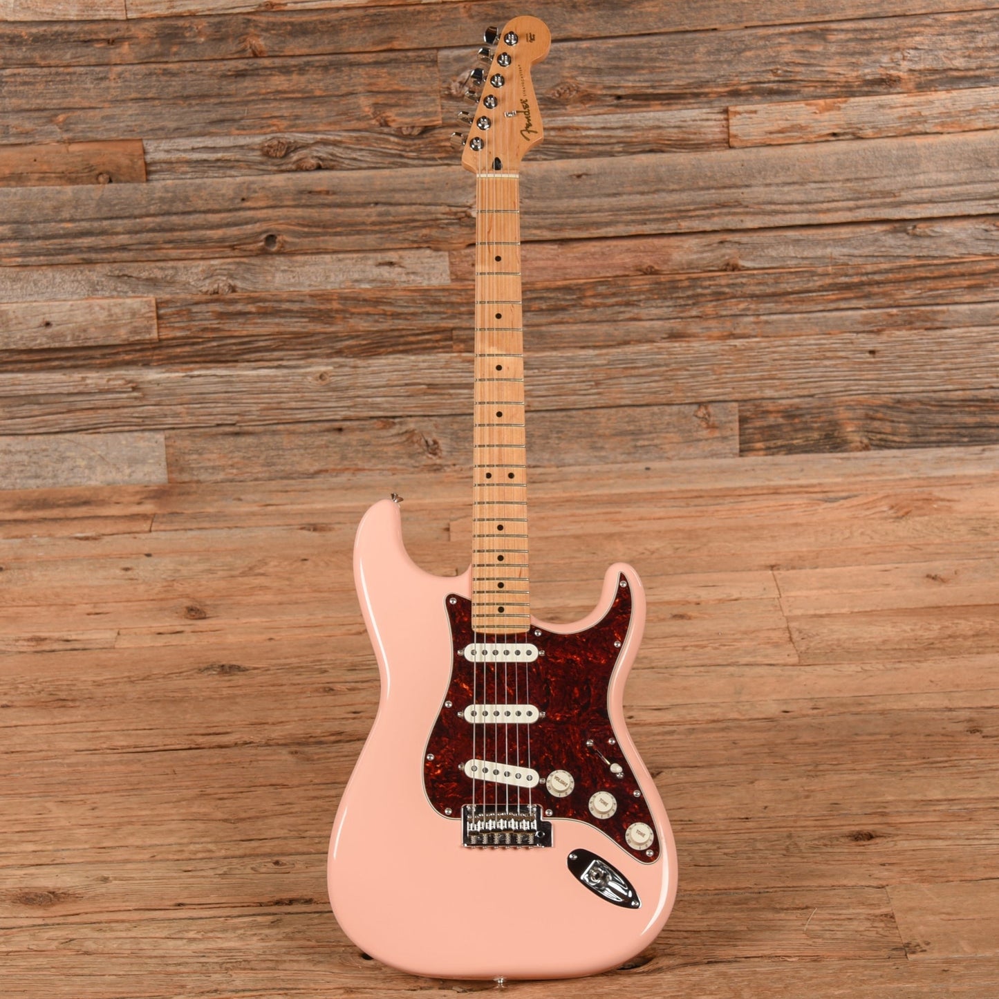 Fender Limited Edition Player Stratocaster Shell Pink 2021