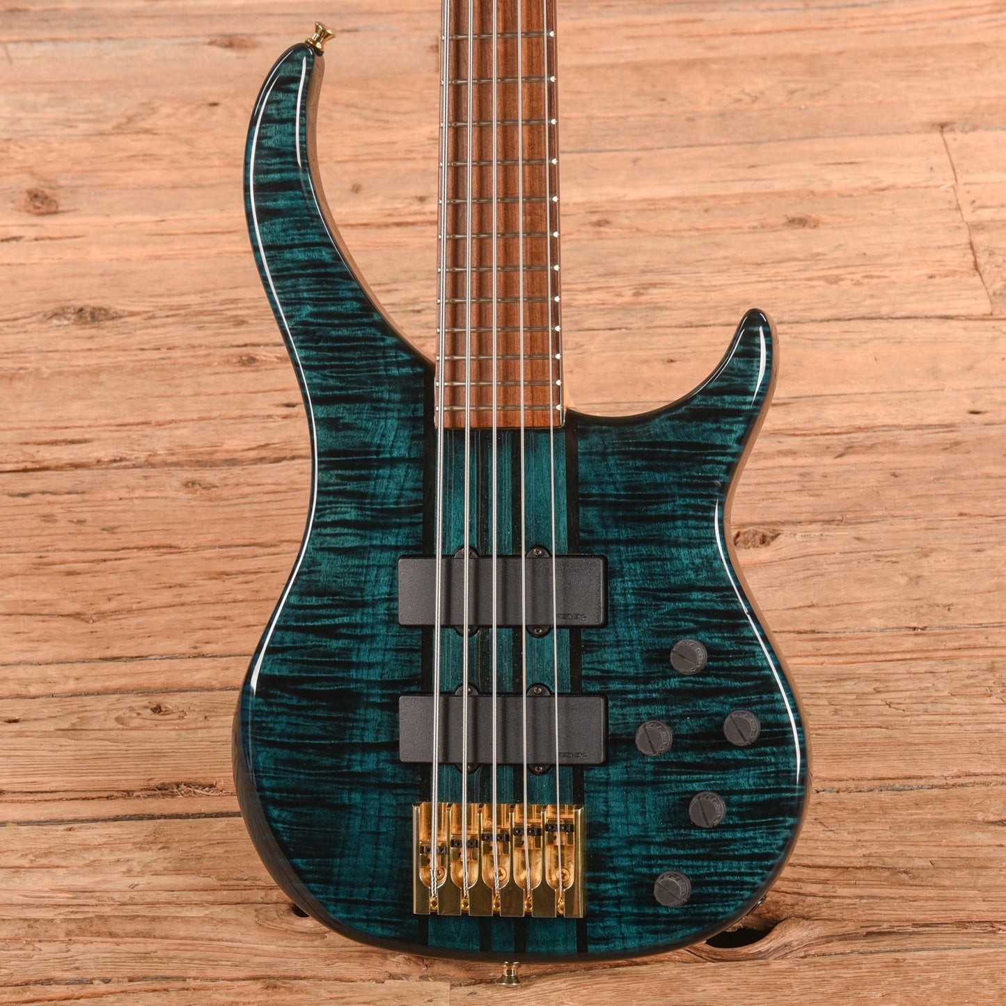 Peavey Cirrus 5 Blue