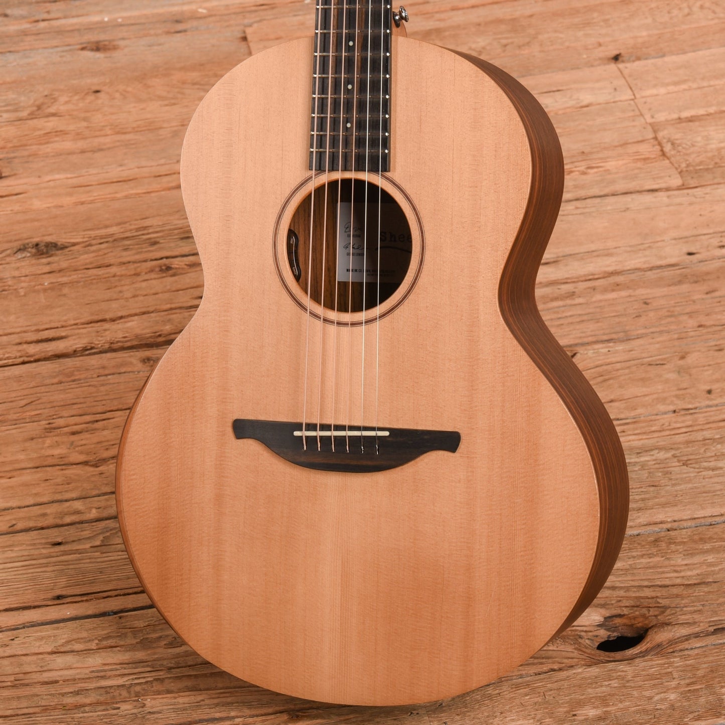 Sheeran by Lowden S02 Natural