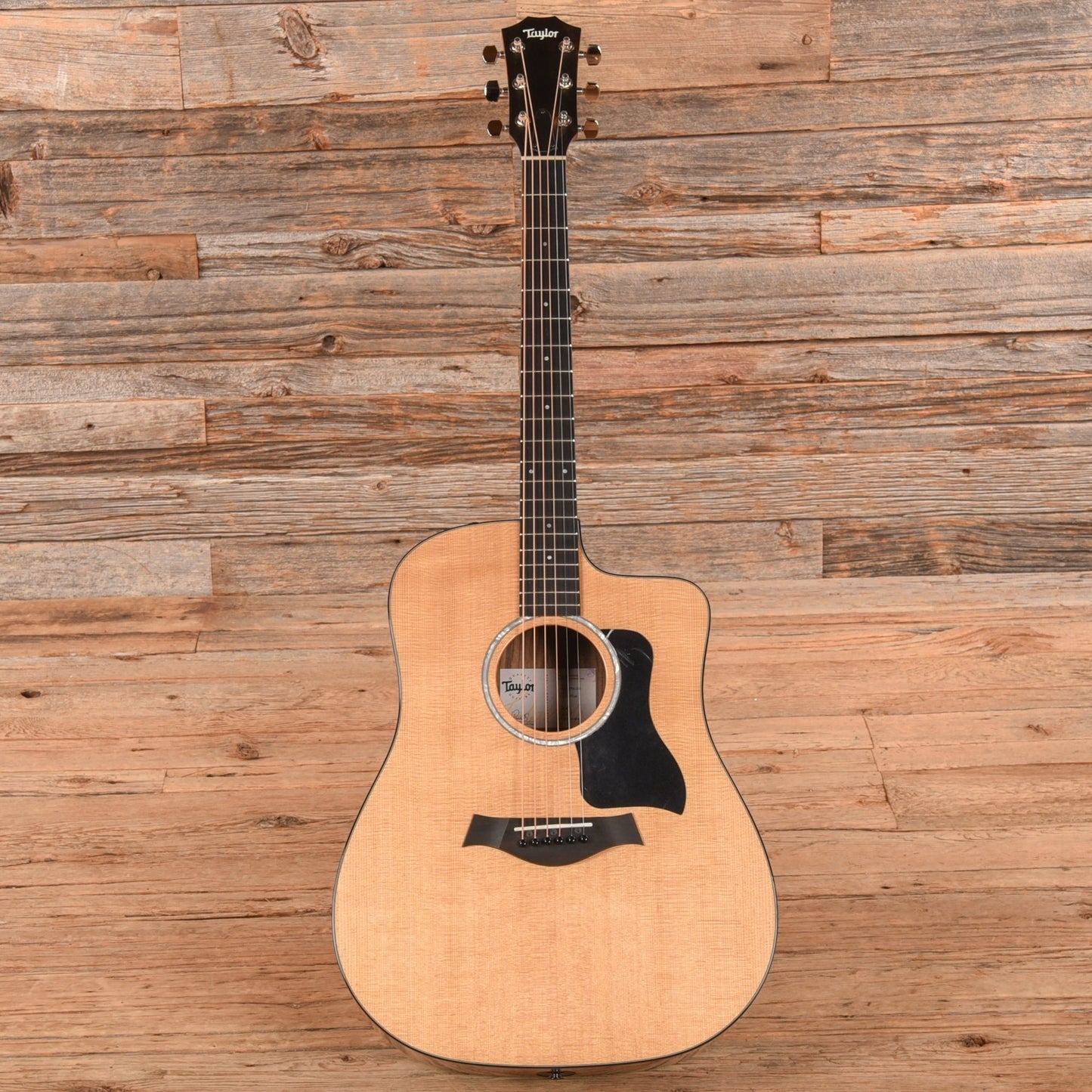 Taylor 210ce Plus Natural 2024
