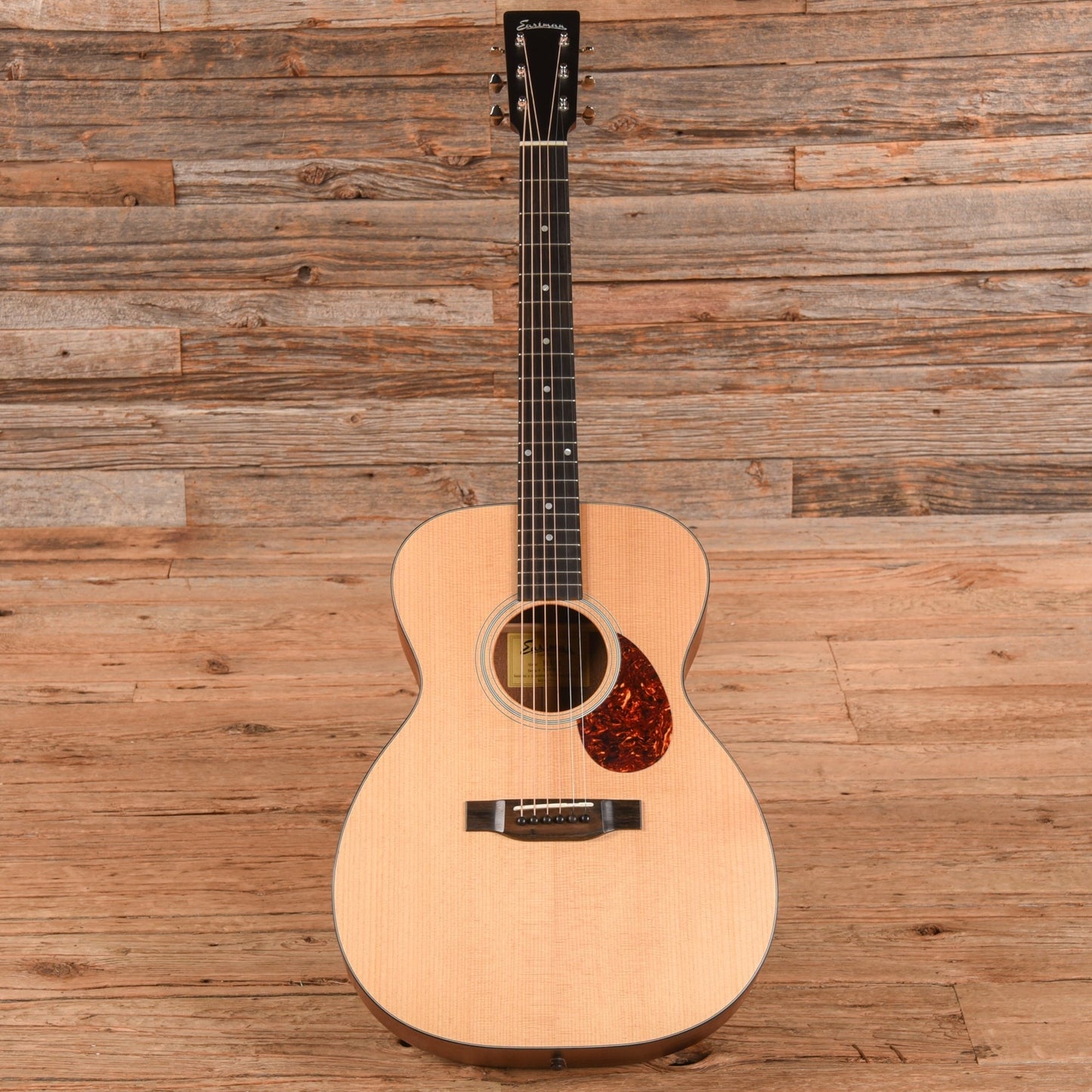 Eastman E1OM Natural