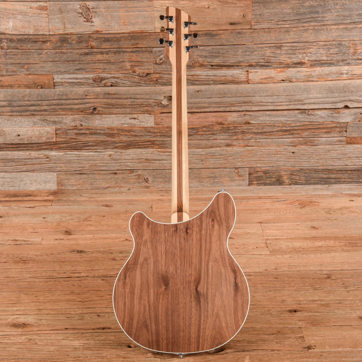 Rickenbacker 360W Walnut 2018
