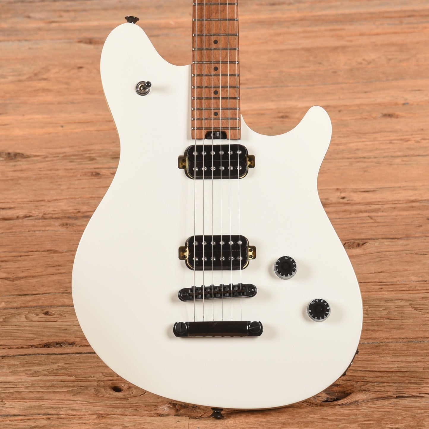 EVH Wolfgang Standard TOM White 2024