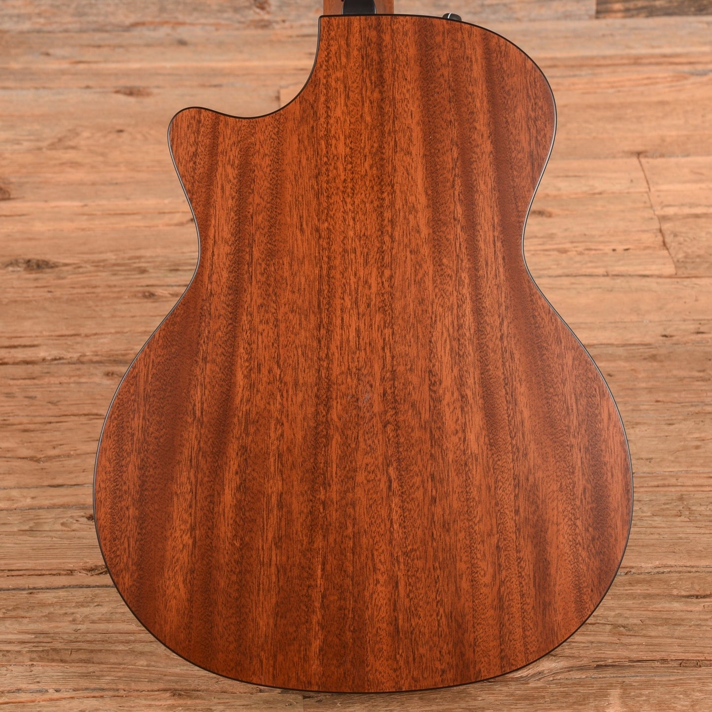Taylor 324ce Shaded Edge Burst 2024