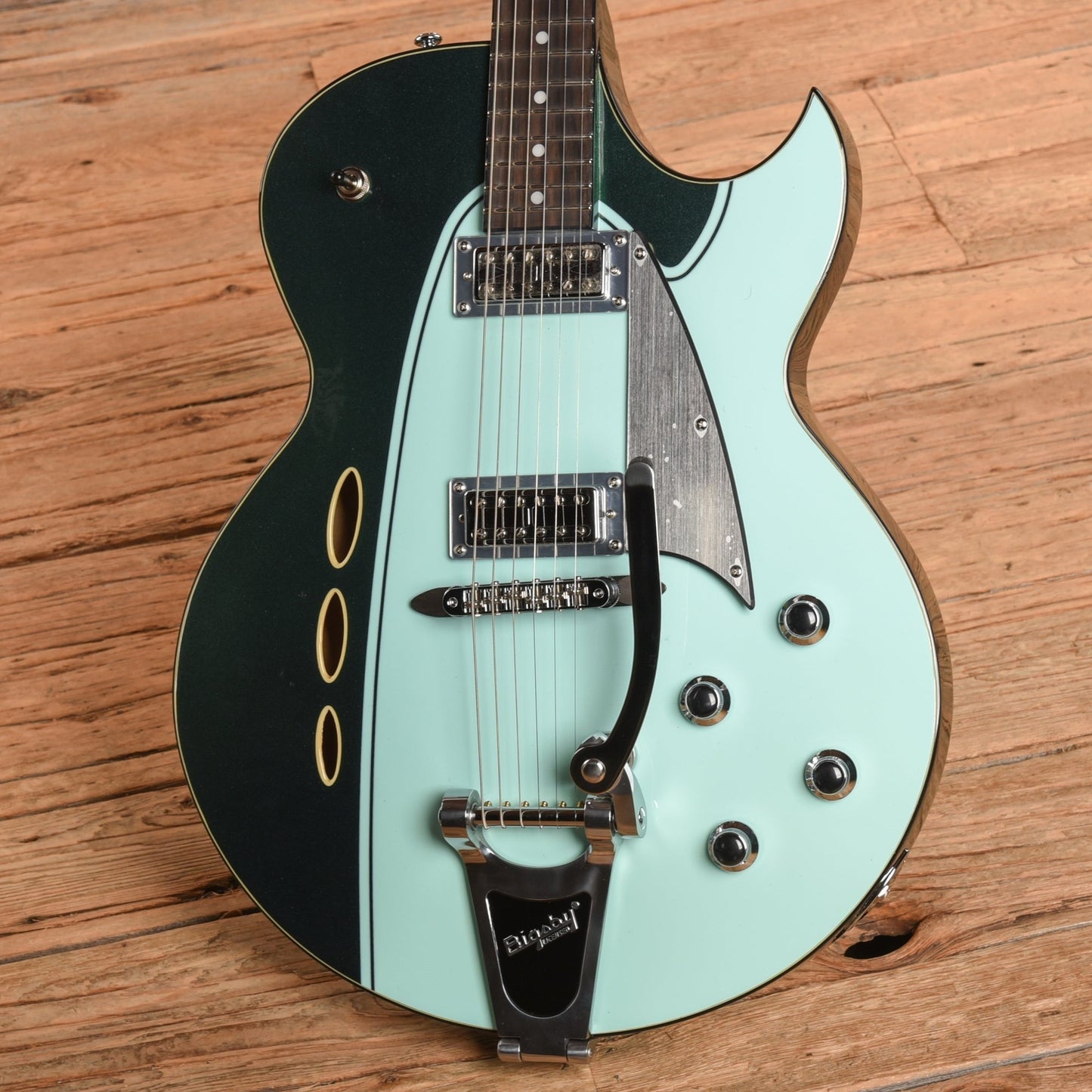 Eastwood Backlund Rockerbox II DLX 2024